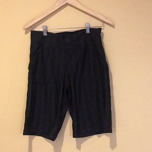Lululemon, black knee- length shorts